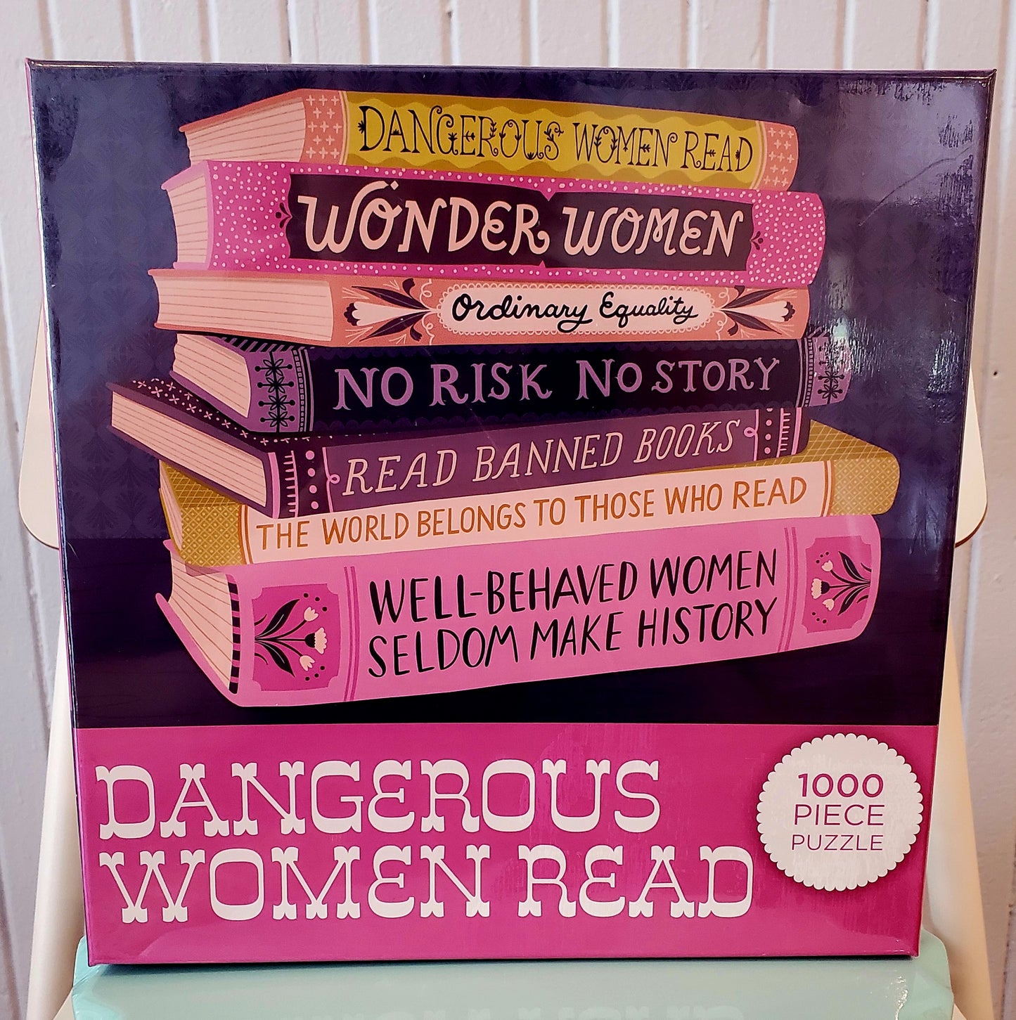 Dangerous Women Read Puzzle 1000pc